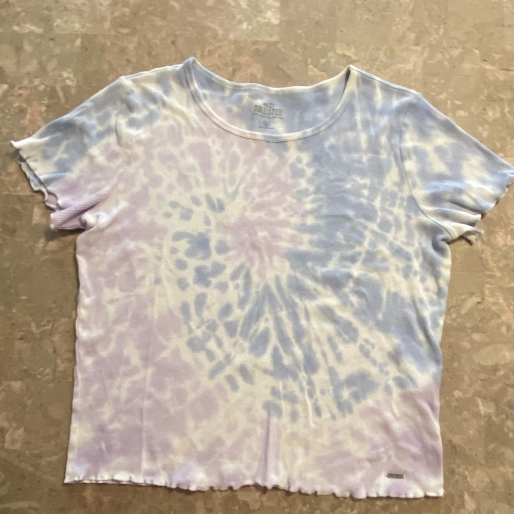 Hollister Tie-Dye Short Sleeve Top - Blue and Purple